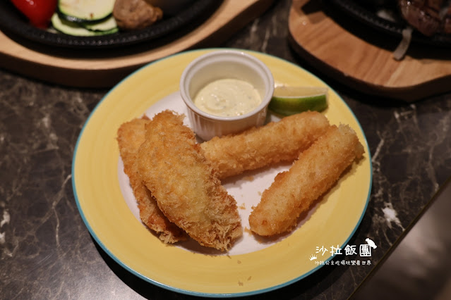 高雄美食『橫濱牛排高雄SKM Park店』平日爽吃六小時