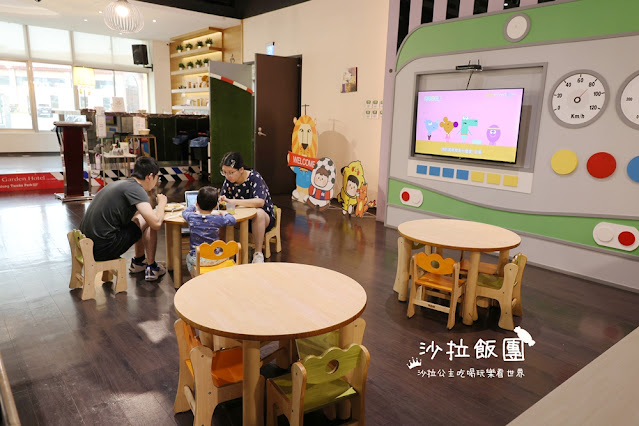 高雄親子住宿『華園大飯店草衙館』鈴鹿賽道樂園、SKM Park走路一分鐘 68 高雄親子住宿『華園大飯店草衙館』鈴鹿賽道樂園、SKM Park走路一分鐘