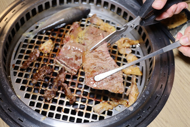 燒肉火鍋吃到飽店內居然有兒童遊戲區『千兵衛日式燒肉火鍋吃到飽』空間很大用餐很舒適 38 燒肉火鍋吃到飽店內居然有兒童遊戲區『千兵衛日式燒肉火鍋吃到飽』空間很大用餐很舒適