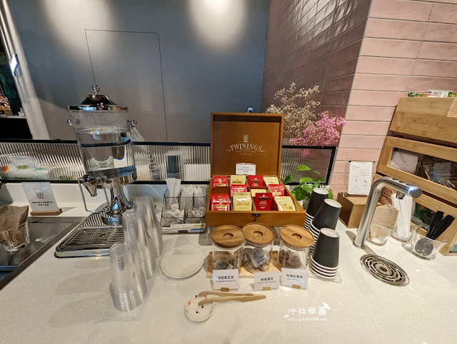 Share Lounge南港蔦屋書店,90元吃到飽零食、咖啡、飲料、麵包 23 Share Lounge南港蔦屋書店,90元吃到飽零食、咖啡、飲料、麵包