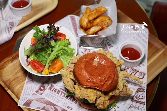 台北輕食.下午茶『歐華酒店-歐麗蛋糕坊』巨無霸紅麴雞腿堡/芒果季限定蛋糕.甜點 17 台北輕食.下午茶『歐華酒店-歐麗蛋糕坊』巨無霸紅麴雞腿堡/芒果季限定蛋糕.甜點