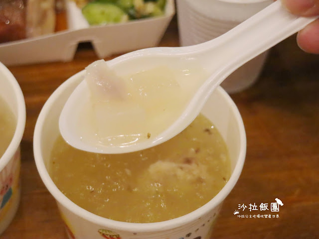 中正區美食/外帶便當『九記燒臘』白飯.飲料.湯無限供應/捷運忠孝新生站 10 中正區美食/外帶便當『九記燒臘』白飯.飲料.湯無限供應/捷運忠孝新生站