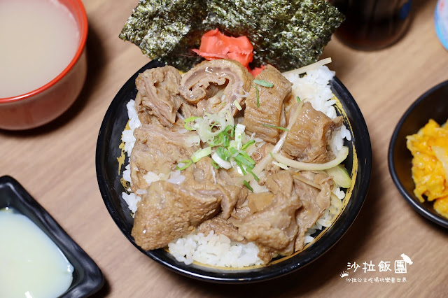 三重燒肉丼/為了這一碗還沒開始營業就來報到『牛丁次郎坊』138元起霜淇淋.雞白湯.冬瓜檸檬無限供應 25 三重燒肉丼/為了這一碗還沒開始營業就來報到『牛丁次郎坊』138元起霜淇淋.雞白湯.冬瓜檸檬無限供應