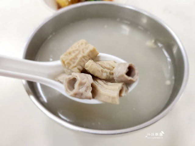 高雄苓雅油煎肉圓,50年老店人氣美食 8 高雄苓雅油煎肉圓,50年老店人氣美食