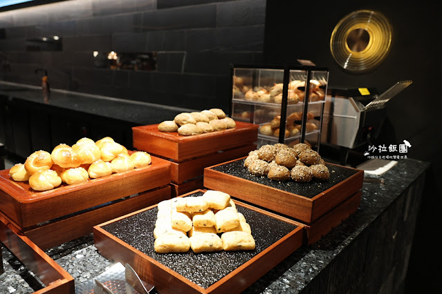 台北最難訂吃到飽島語自助餐廳,晚餐爽吃四小時,假日還送半隻龍蝦 65 台北最難訂吃到飽島語自助餐廳,晚餐爽吃四小時,假日還送半隻龍蝦