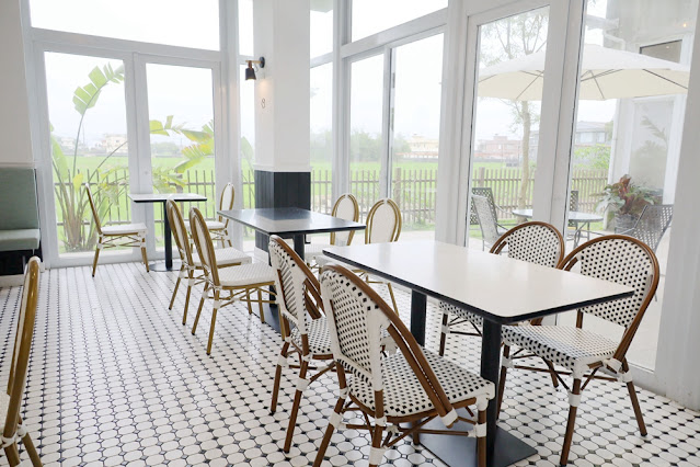 宜蘭咖啡『黑RURU CAFE』熊貓羊、笑笑羊互動、宜蘭景點