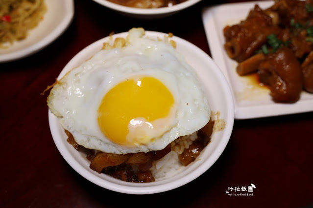 傳承60年的老味道，大稻埕魯肉飯，隱藏在巷弄中的人氣美食