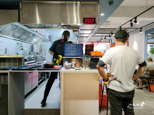 士林新開幕小火鍋『鍋老師台式國民鍋』多種特殊湯底 8 士林新開幕小火鍋『鍋老師台式國民鍋』多種特殊湯底