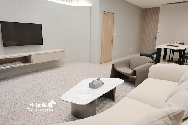 宜蘭礁溪最新包棟民宿『龍潭湖居』歡唱、童趣任選,戲水池、房內就有溫泉 5 宜蘭礁溪最新包棟民宿『龍潭湖居』歡唱、童趣任選,戲水池、房內就有溫泉