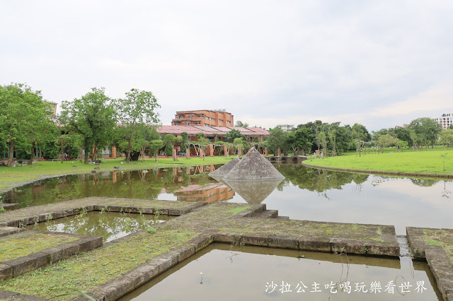 宜蘭景點/綠建築『宜蘭縣政府』婚紗拍攝/散步/運動 30 宜蘭景點/綠建築『宜蘭縣政府』婚紗拍攝/散步/運動