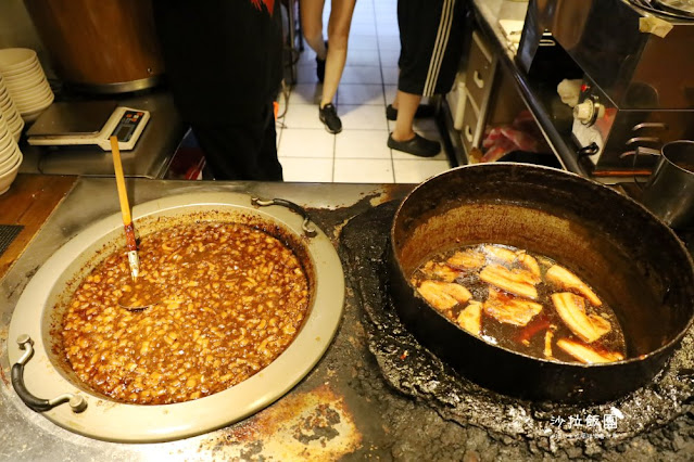傳承60年的老味道，大稻埕魯肉飯，隱藏在巷弄中的人氣美食