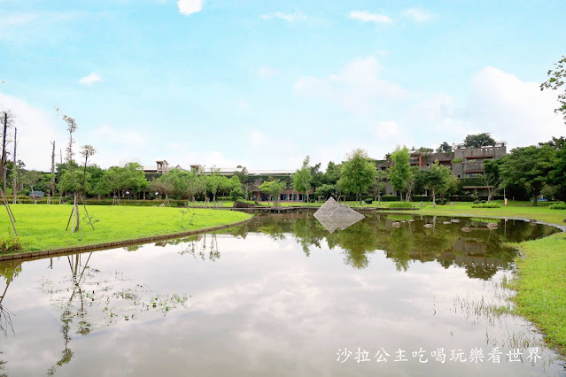 宜蘭景點/綠建築『宜蘭縣政府』婚紗拍攝/散步/運動 29 宜蘭景點/綠建築『宜蘭縣政府』婚紗拍攝/散步/運動