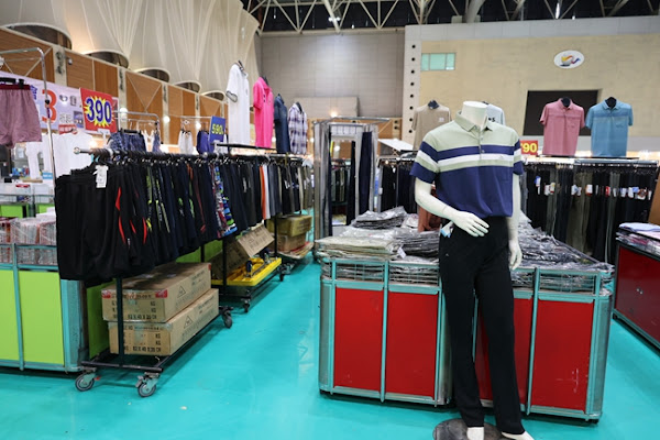 【雙北最大台灣廠拍】tokuyo按摩椅、夏普、名牌運動鞋、伊蕾服飾 172 【雙北最大台灣廠拍】tokuyo按摩椅、夏普、名牌運動鞋、伊蕾服飾