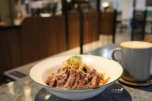 『豆留文青CAMA COFFEE ROASTERS』古蹟改造台北最潮咖啡廳松菸鍋爐房