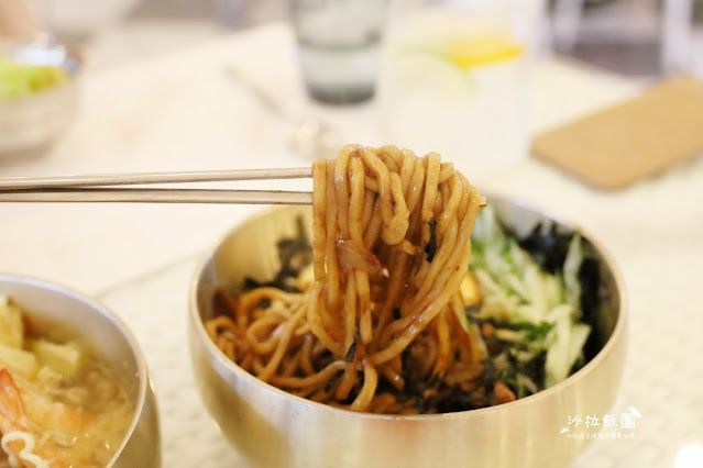 圓山美食『歐吧噠韓餐酒(花博店)』韓式炸雞/炸醬麵/菜單/圓山捷運站 19 圓山美食『歐吧噠韓餐酒(花博店)』韓式炸雞/炸醬麵/菜單/圓山捷運站