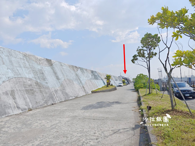 頭城打卡地標『烏石港北堤』藍色步道直達海中央 3 頭城打卡地標『烏石港北堤』藍色步道直達海中央