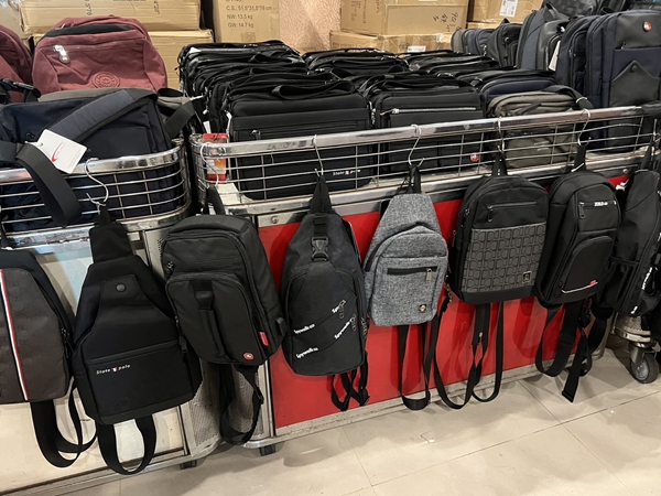 彰化福興行李箱特賣會,工廠直營廠拍特價出清 34 彰化福興行李箱特賣會,工廠直營廠拍特價出清