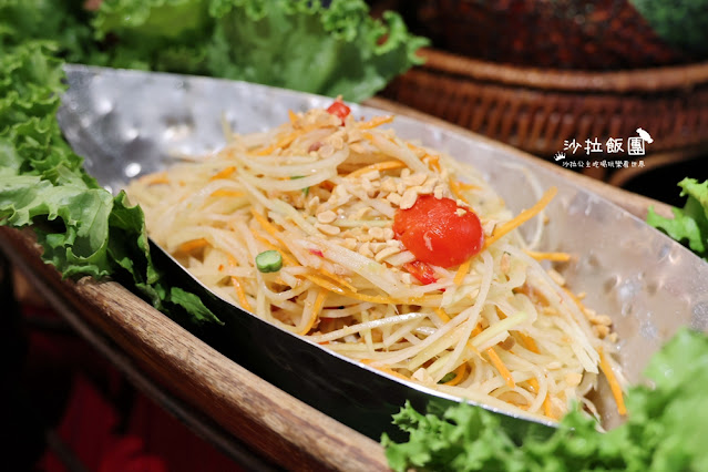 台北吃到飽『泰市場海鮮自助餐廳』天使紅蝦、甜蝦、干貝、極厚蝦餅、泰式奶茶通通吃到飽