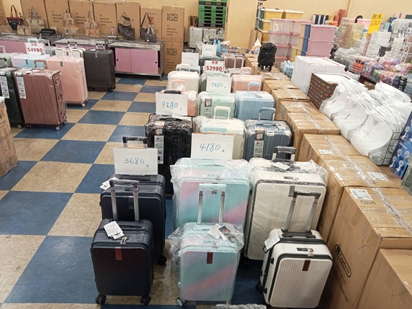 台南仁德行李箱特賣會，最低990元起，工廠直營廠拍，只有10天