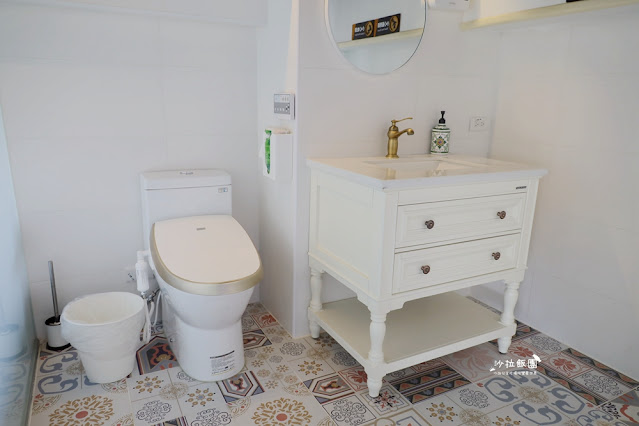 宜蘭恐龍民宿『哥德白色城堡』房間就有大恐龍迎接、露營車 28 宜蘭恐龍民宿『哥德白色城堡』房間就有大恐龍迎接、露營車