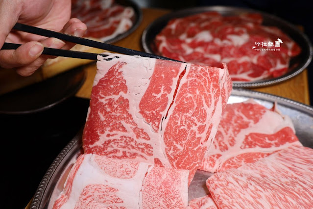 台北火鍋吃到飽『牛小路壽喜燒』正宗日式和牛壽喜燒吃到飽、年節聚餐就來這裡、菜單、捷運中山站 38 台北火鍋吃到飽『牛小路壽喜燒』正宗日式和牛壽喜燒吃到飽、年節聚餐就來這裡、菜單、捷運中山站