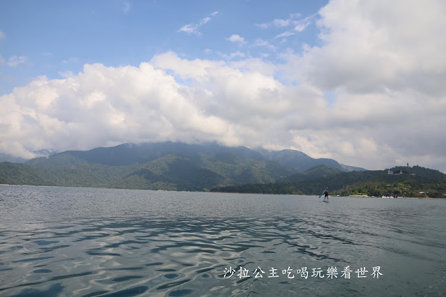 日月潭必玩『日月潭搖滾立槳』立式划槳/體驗日月潭不同的美 27 日月潭必玩『日月潭搖滾立槳』立式划槳/體驗日月潭不同的美