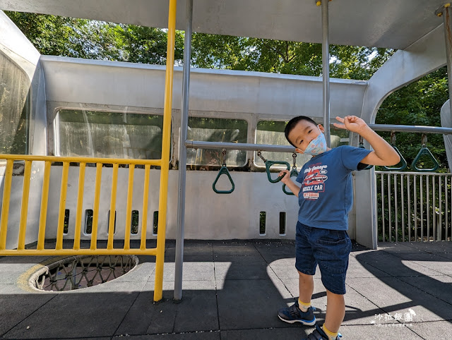 新北親子景點林口樂活公園捷運主題公園,4米高「車廂溜滑梯」超刺激 8 新北親子景點林口樂活公園捷運主題公園,4米高「車廂溜滑梯」超刺激
