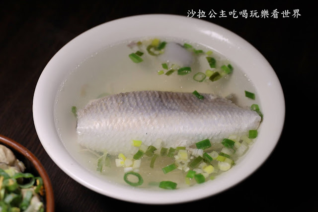 華西街夜市美食『阿義魯肉飯』超浮誇鮮蚵蓋飯.50年老店.萬華龍山寺美食 15 華西街夜市美食『阿義魯肉飯』超浮誇鮮蚵蓋飯.50年老店.萬華龍山寺美食