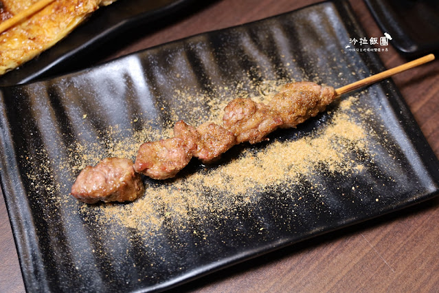 士林夜市美食『吉彖食堂』涼麵、蒜味肉羹、燒烤的絕妙組合 26 士林夜市美食『吉彖食堂』涼麵、蒜味肉羹、燒烤的絕妙組合