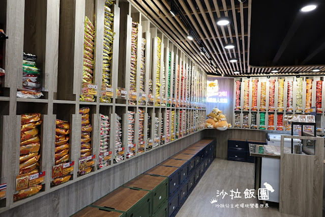 無人手工窯烤披薩『Yiguo Ramen 24H異國無人拉麵店-中山旗艦店』多種配菜、飲料免費加 15 無人手工窯烤披薩『Yiguo Ramen 24H異國無人拉麵店-中山旗艦店』多種配菜、飲料免費加