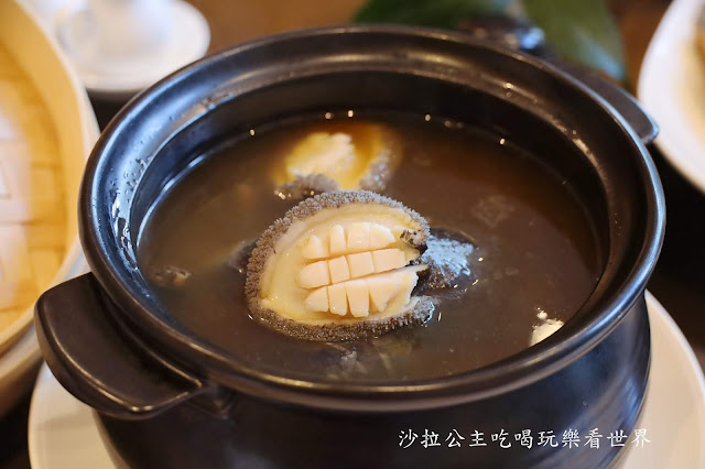 宅配年菜推薦『台北萬豪酒店』飯店評比屢獲冠軍"頂級花膠鮑魚佛跳牆""私房鮑魚烏骨雞湯"台北美食 8 宅配年菜推薦『台北萬豪酒店』飯店評比屢獲冠軍"頂級花膠鮑魚佛跳牆""私房鮑魚烏骨雞湯"台北美食