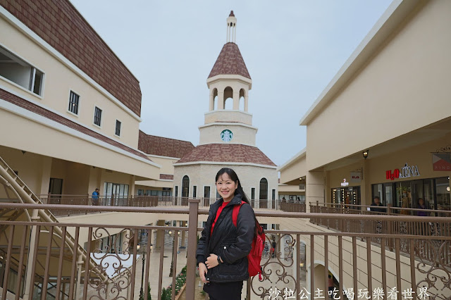 台中景點『麗寶Outlet Mall』打造"小義大利"/全台首間"歐式鐘樓"星巴克鐘樓門市/木育森林 21 台中景點『麗寶Outlet Mall』打造"小義大利"/全台首間"歐式鐘樓"星巴克鐘樓門市/木育森林