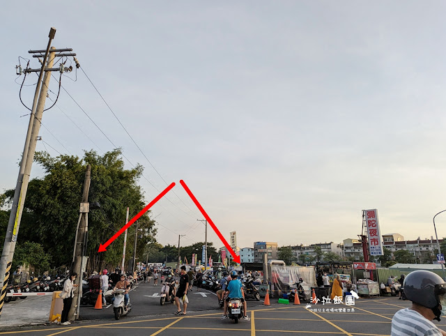 嘉義小吃『彌陀夜市』當地人逛的夜市,每周只開兩天 3 嘉義小吃『彌陀夜市』當地人逛的夜市,每周只開兩天