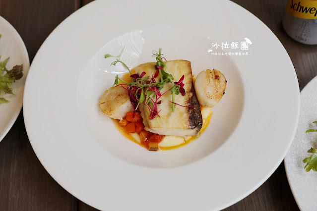 台北最美buffet推出平日四人同行一人免費,海味狂饗夏日海鮮季開跑了 10 台北最美buffet推出平日四人同行一人免費,海味狂饗夏日海鮮季開跑了