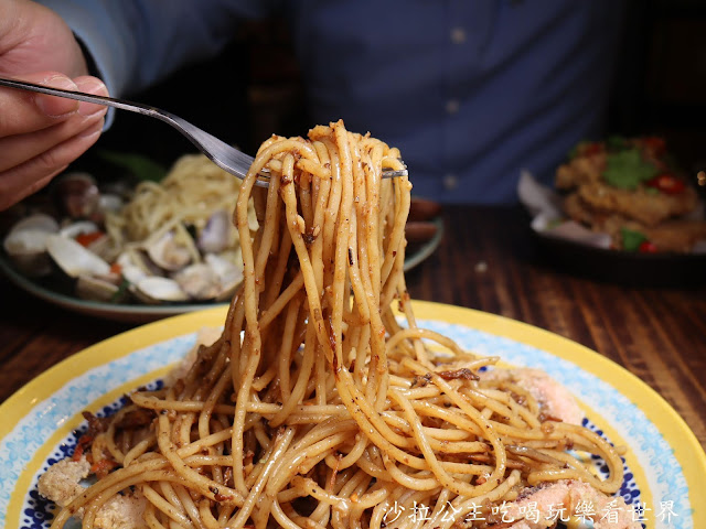 板橋美食『歐義式ALL 14 WELL』浮誇系爆炸蛤蜊麵/義式餐廳/漢堡/菜單/包場/捷運亞東醫院站 26 板橋美食『歐義式ALL 14 WELL』浮誇系爆炸蛤蜊麵/義式餐廳/漢堡/菜單/包場/捷運亞東醫院站