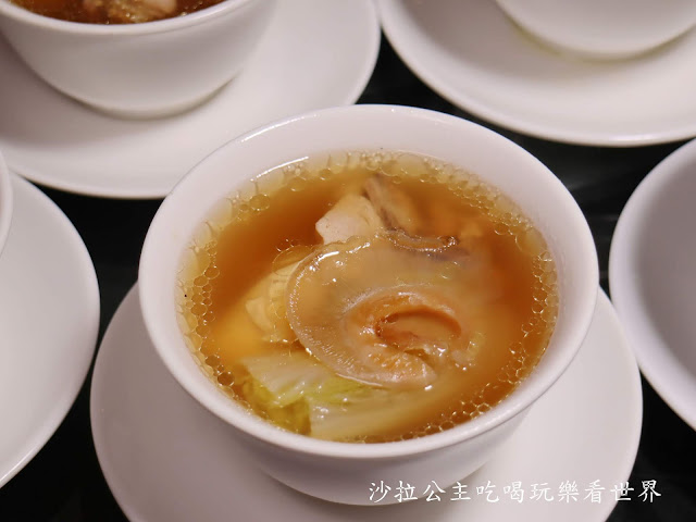 新莊美食/典華『華亭聚-烤鴨.海鮮.港點』母親節限定料理/網美級烤鴨大餐/捷運新莊副都心站 28 新莊美食/典華『華亭聚-烤鴨.海鮮.港點』母親節限定料理/網美級烤鴨大餐/捷運新莊副都心站