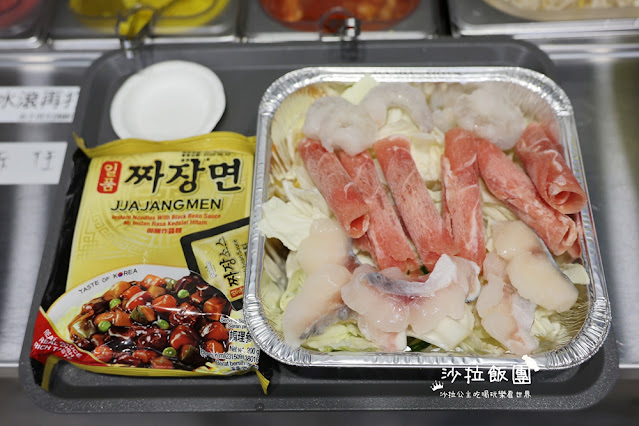 無人手工窯烤披薩『Yiguo Ramen 24H異國無人拉麵店-中山旗艦店』多種配菜、飲料免費加 41 無人手工窯烤披薩『Yiguo Ramen 24H異國無人拉麵店-中山旗艦店』多種配菜、飲料免費加