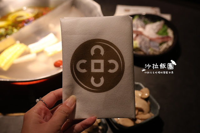 大巨蛋美食『湊湊火鍋』三種小菜、水果、白飯吃到飽