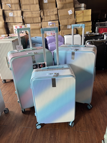 雲林虎尾行李箱廠拍,工廠直營行李箱特賣會,最低價990元起 32 雲林虎尾行李箱廠拍,工廠直營行李箱特賣會,最低價990元起