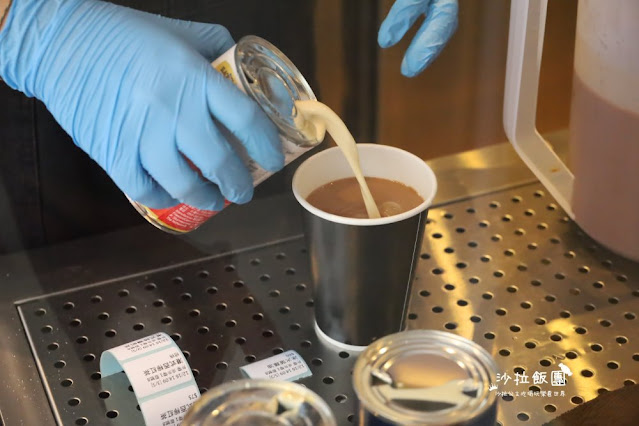 東區港式茶飲『贏到足茶鋪』港式絲襪奶茶、冰火菠蘿油、茶走 14 東區港式茶飲『贏到足茶鋪』港式絲襪奶茶、冰火菠蘿油、茶走