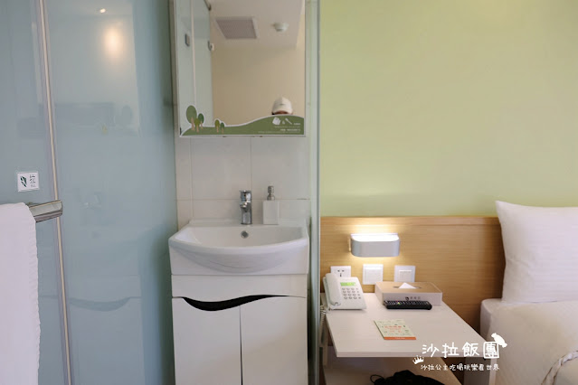 台中逢甲住宿.背包客『葉綠宿旅館』陪睡小盆栽 32 台中逢甲住宿.背包客『葉綠宿旅館』陪睡小盆栽