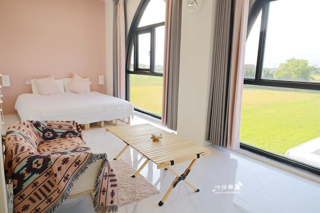 宜蘭恐龍民宿『哥德白色城堡』房間就有大恐龍迎接、露營車 62 宜蘭恐龍民宿『哥德白色城堡』房間就有大恐龍迎接、露營車