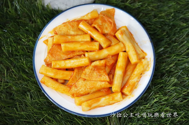 偽出國/韓國街邊美食在家吃『韓國紅雪蟹蟹膏.辣炒年糕.各式韓式小菜』家樂福韓國週 19 偽出國/韓國街邊美食在家吃『韓國紅雪蟹蟹膏.辣炒年糕.各式韓式小菜』家樂福韓國週