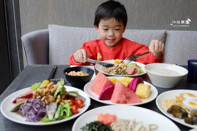 全新打造日式塌塌米客房『礁溪寒沐行館』房內直接配一台Switch 99 全新打造日式塌塌米客房『礁溪寒沐行館』房內直接配一台Switch