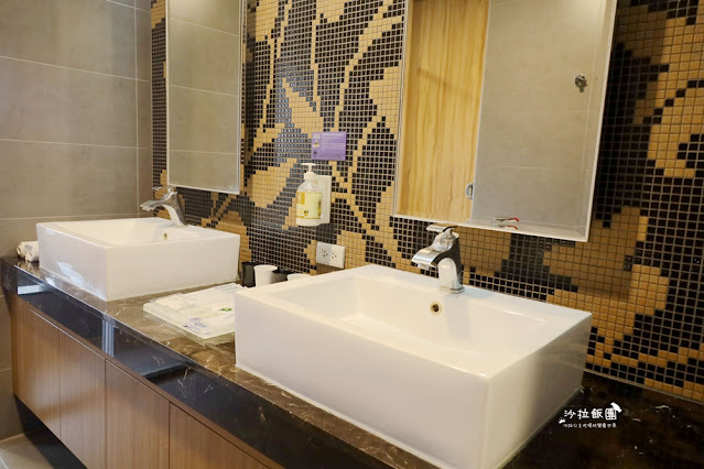 最新星空露營車『自然風情景觀渡假民宿』3000坪超大草坪小孩放電好地方 129 最新星空露營車『自然風情景觀渡假民宿』3000坪超大草坪小孩放電好地方