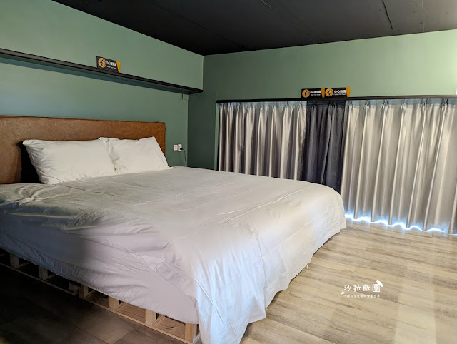 宜蘭恐龍民宿『哥德白色城堡』房間就有大恐龍迎接、露營車 41 宜蘭恐龍民宿『哥德白色城堡』房間就有大恐龍迎接、露營車