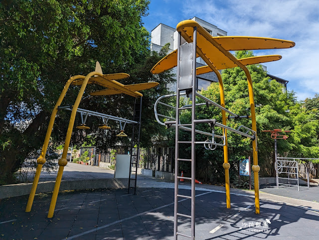 新北親子景點林口樂活公園捷運主題公園,4米高「車廂溜滑梯」超刺激 28 新北親子景點林口樂活公園捷運主題公園,4米高「車廂溜滑梯」超刺激