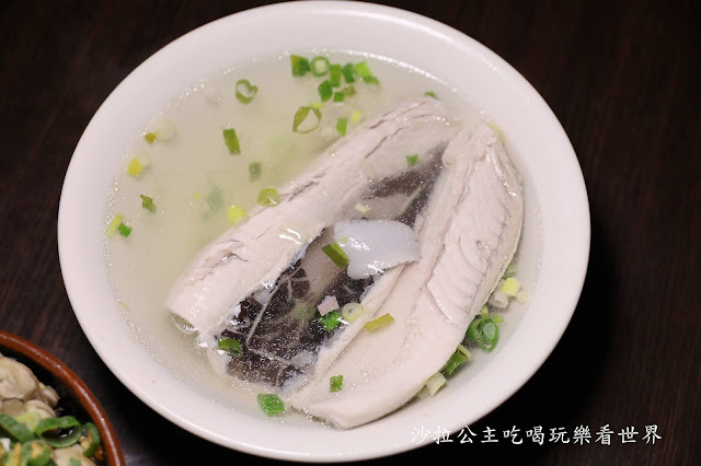 華西街夜市美食『阿義魯肉飯』超浮誇鮮蚵蓋飯.50年老店.萬華龍山寺美食 16 華西街夜市美食『阿義魯肉飯』超浮誇鮮蚵蓋飯.50年老店.萬華龍山寺美食