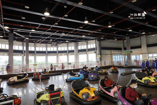 台北士林景點『兒童新樂園』海盜船、摩天輪,買券13項大型遊具玩到飽 44 台北士林景點『兒童新樂園』海盜船、摩天輪,買券13項大型遊具玩到飽