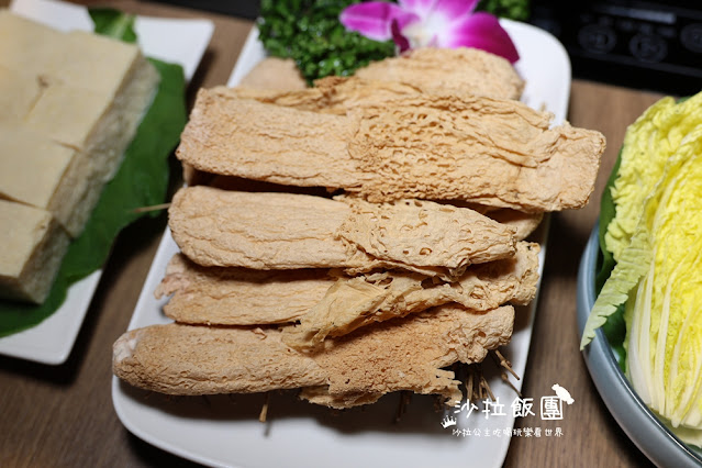 台北最強雞湯火鍋推薦『星曜雞湯』頂級人蔘全雞竹笙雞湯火鍋 34 台北最強雞湯火鍋推薦『星曜雞湯』頂級人蔘全雞竹笙雞湯火鍋